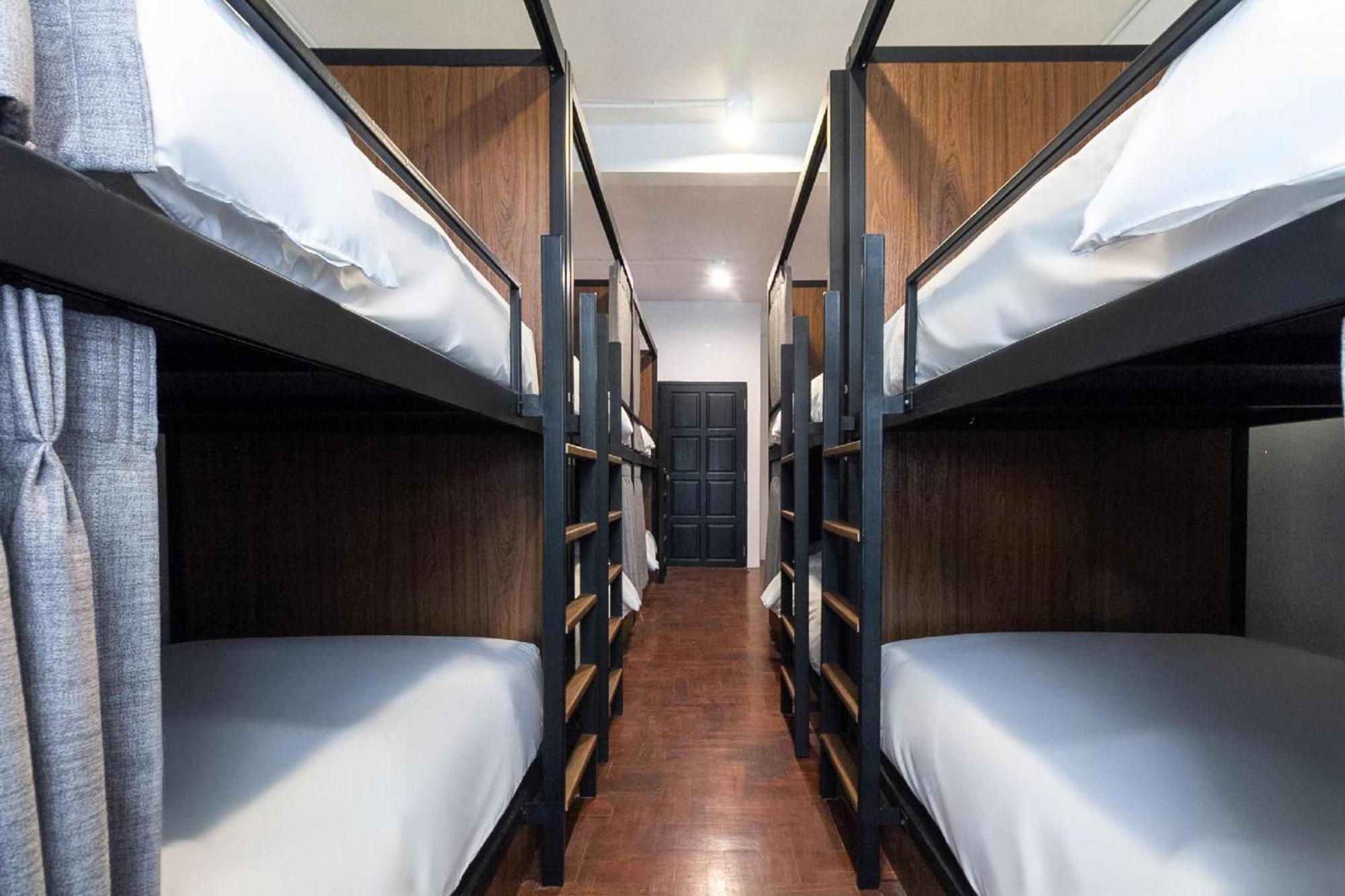 Kudi Hostel Bangkok Exteriör bild