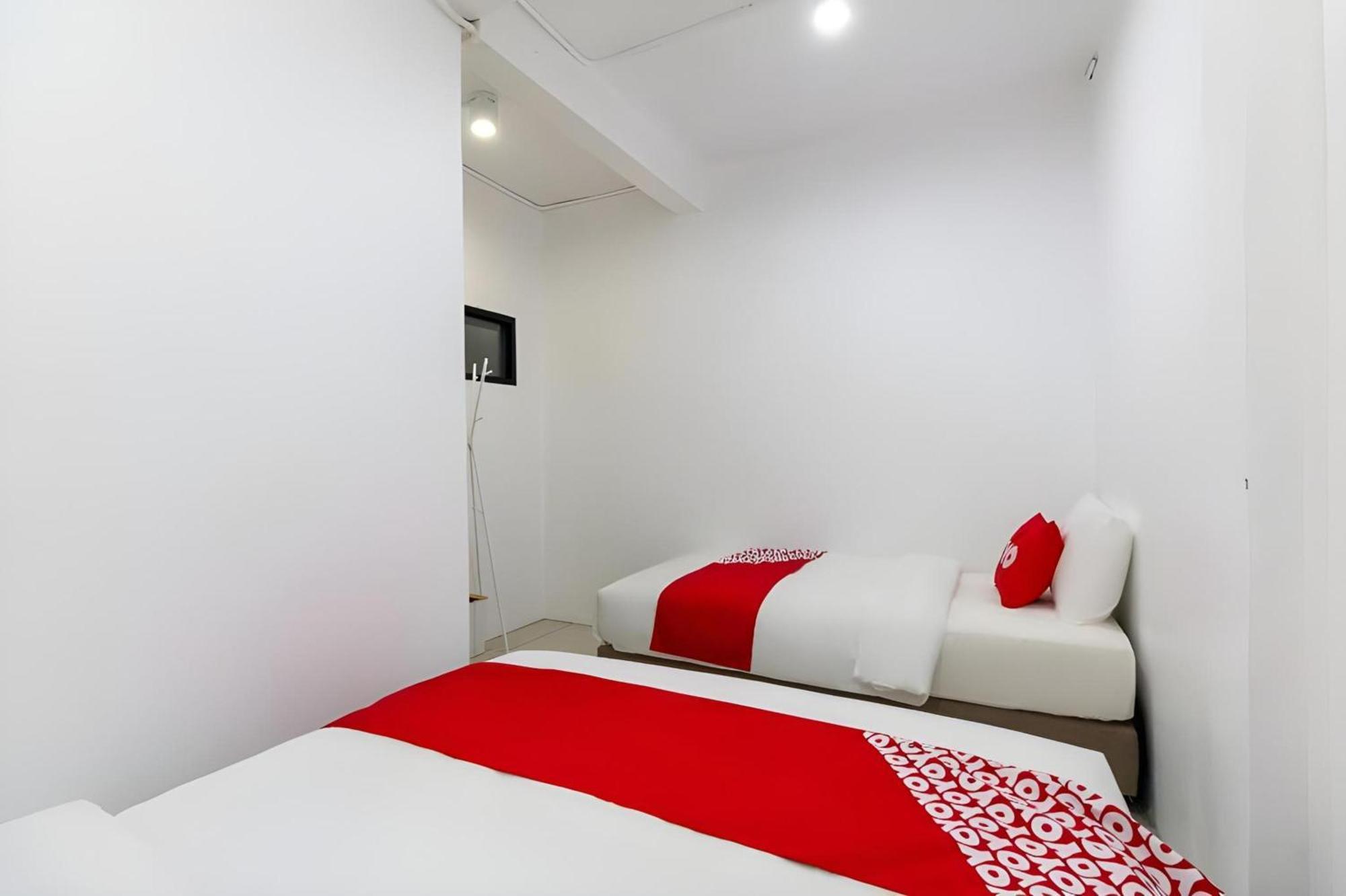 Kudi Hostel Bangkok Exteriör bild